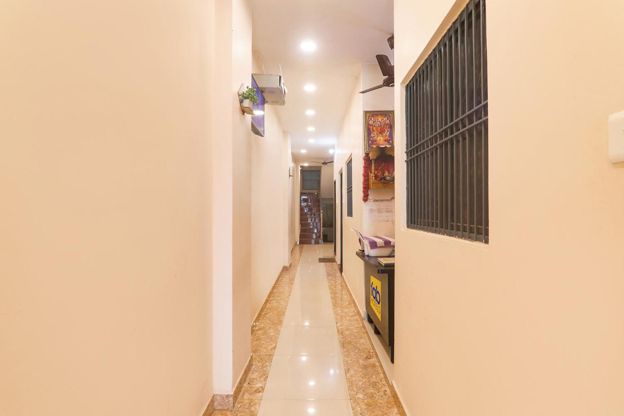 Fabhotel Rk Palace Ayodhya Exterior foto